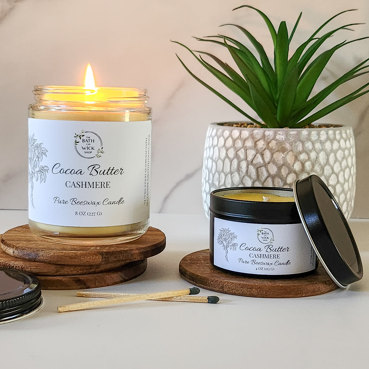 Cocoa Butter Cashmere, Wooden Wick Candle 7 oz