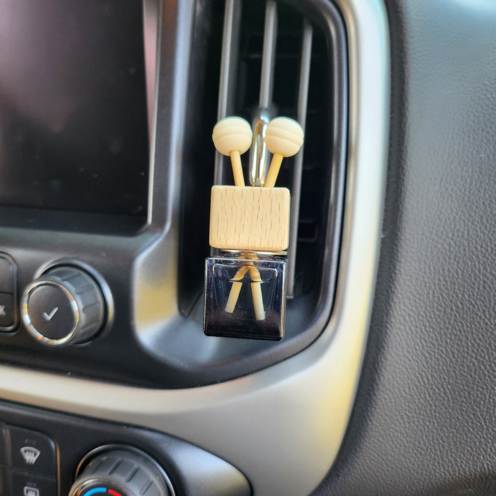Vent Clip Car Diffuser | Glass Bottle Diffuser – The Bath and Wick Shop